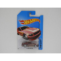 1:64 2007 Ford Mustang - 2014 Hot Wheels Super Treasure Hunt Long Card
