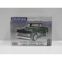 1:25 1965 Chevy Stepside Pickup 2 in 1