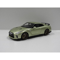 1:18 Nissan GT-R Premium Edition T-Spec (Millennium Jade)