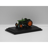 1:76 Fordson Tractor (Green)