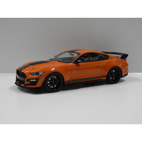 1:18 2020 Ford Shelby GT500 (Twister Orange) "USA Exclusive"