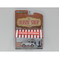 1:64 1991 Jeep Wrangler YJ wit Mail Carrier - "The Hobby Shop"