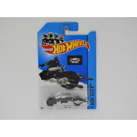 1:64 Bat-Pod - Hot Wheels Long Card "Batman The Dark Knight Trilogy"