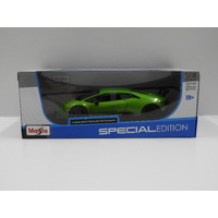 1:18 Lamborghini Huracan Performante (Pearl Green)
