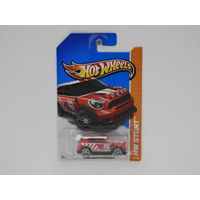 1:64 2012 Mini Countryman Rally - 2013 Hot Wheels Long Card