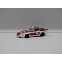 1:64 Nissan Fairlady Z (Red & White) #52