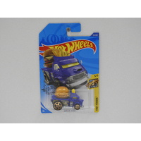 1:64 Buns Of Steel - Hot Wheels 2020 Treasure Hunt Long Card