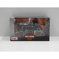 1:18 2015 Harley-Davidson Street 750