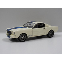 1:18 Ford Shelby GT350R "Street Fighter" (White with Blue Stripes)