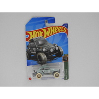 1:64 Volkswagen "Baja Bug" - 2022 Hot Wheels Long Card