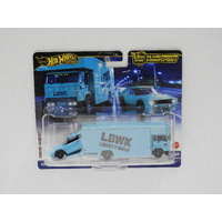 1:64 Nissan Skyline 2000 GT-R LBWK & Fleet Flyer - Hot Wheels Car Culture "Team Transport"