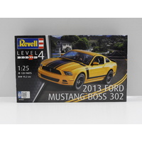 1:25 2013 Ford Mustang Boss 302