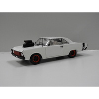 1:18 1969 Chrysler VF Valiant (White)