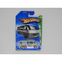 1:64 GMC Motorhome - 2009 Hot Wheels Super Treasure Hunt Long Card