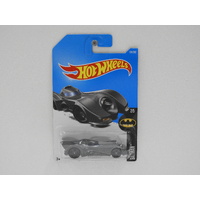 1:64 Batmobile - Hot Wheels Long Card "Batman"