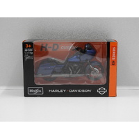 1:18 2022 Harley-Davidson CVO Road Glide