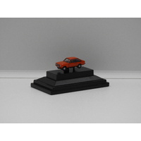 N:Gauge Ford Escort Mk2 (Carnival Red)