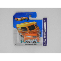 1:64 Volkswagen Kool Kombi - 2013 Hot Wheels Short Card