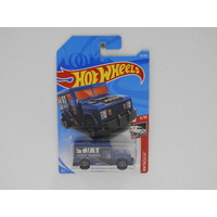 1:64 HW Armored Truck - Hot Wheels 2019 Treasure Hunt Long Card