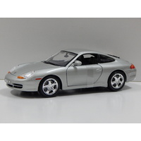 1:18 Porsche 911 Carerra (Silver)