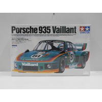 1:20 Porsche 935 "Vaillant"