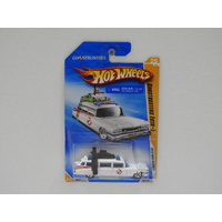 1:64 Ghostbusters Ecto-1  - Hot Wheels Long Card "Ghostbusters"