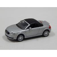 1:72 Audi TT (Silver with Black Roof)