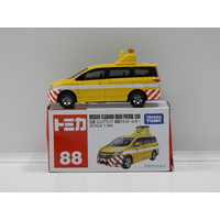 1:64 Nissan Elgrand Road Patrol Car (Yellow) - Made in Vietnam