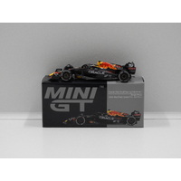 1:64 Oracle Red Bull Racing RB18 - 2022 Abu Dhabi Grand Prix 3rd Place (Sergio Perez) #11 (Opened, Unsealed) 