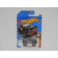 1:64 Custom Ford Bronco - Hot Wheels 2019 Treasure Hunt Long Card