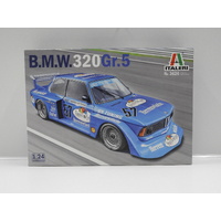 1:24 B.M.W 32 Gr.5
