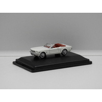 1:87 1965 Ford Mustang Convertible (Wimbledon White) James Bond "Goldfinger"