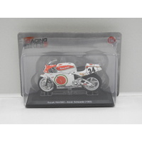 1:18 Suzuki RGV 500 1993 #34 (Kevin Schwantz) Issue #08