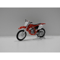 1:18 Yamaha YZ-450F