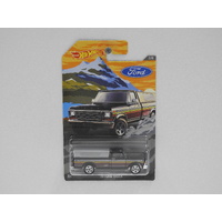 1:64 2007 Cadillac Escalade - 2007 Hot Wheels Long Card