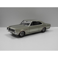 1:18 Holden HK Monaro GTS 327 (Silver Mink)