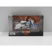 1:18 1966 Harley-Davidson FLH Electra Glide