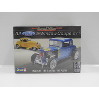 1:25 1932 Ford 5-Window Coupe 2 in 1