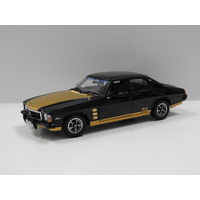 1:18 Holden HX Monaro GTS (Tuxedo Black)