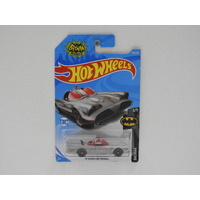 1:64 Classic TV Series Batmobile - Hot Wheels Long Card "Batman"