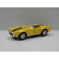 1:24 1965 Shelby Cobra 427 (Yellow/Black Stripes)