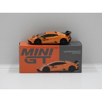 1:64 Lamborghini Huracan STO (Arancio Borealis)