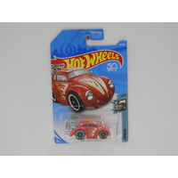 1:64 Volkswagen Beetle - 2018 Hot Wheels Long Card