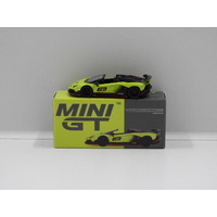 1:64 LamborghiniAventador SVJ 63 Roadster (Verde Shock) (Opened, Unsealed)