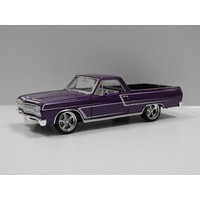 1:18 1965 Chevrolet El Camino SS "Custom Cruiser" (Metallic Purple)