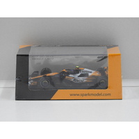 1:64 McLaren MCL38 McLaren  - Winner Singapore GP 2024 (Lando Norris) #4