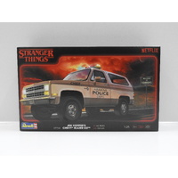 1:25 Jim Hopper's Chevy Blazer K5 "Stranger Things"