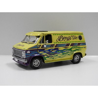 1:18 1976 Chevrolet G-Series Van "Boogie Van"