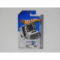 1:64 Bread Box - 2013 Hot Wheels Treasure Hunt Long Card