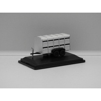 1:76 Livestock Trailer (Grey/White)